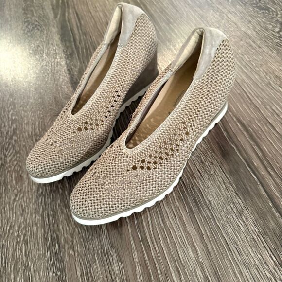 Softwaves Woven Wedges - Picture 4 of 8